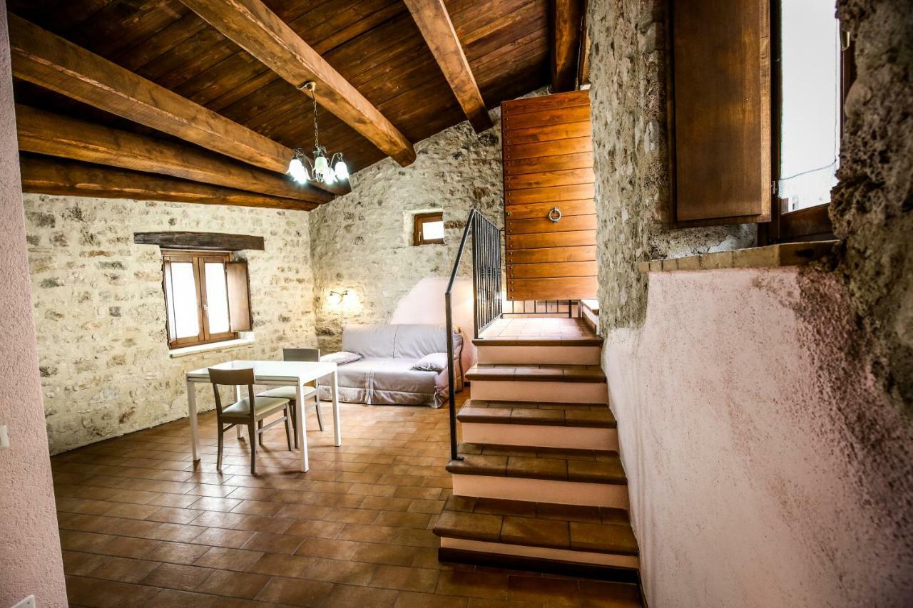 Le Aie Di Postignano Sellano Exterior foto