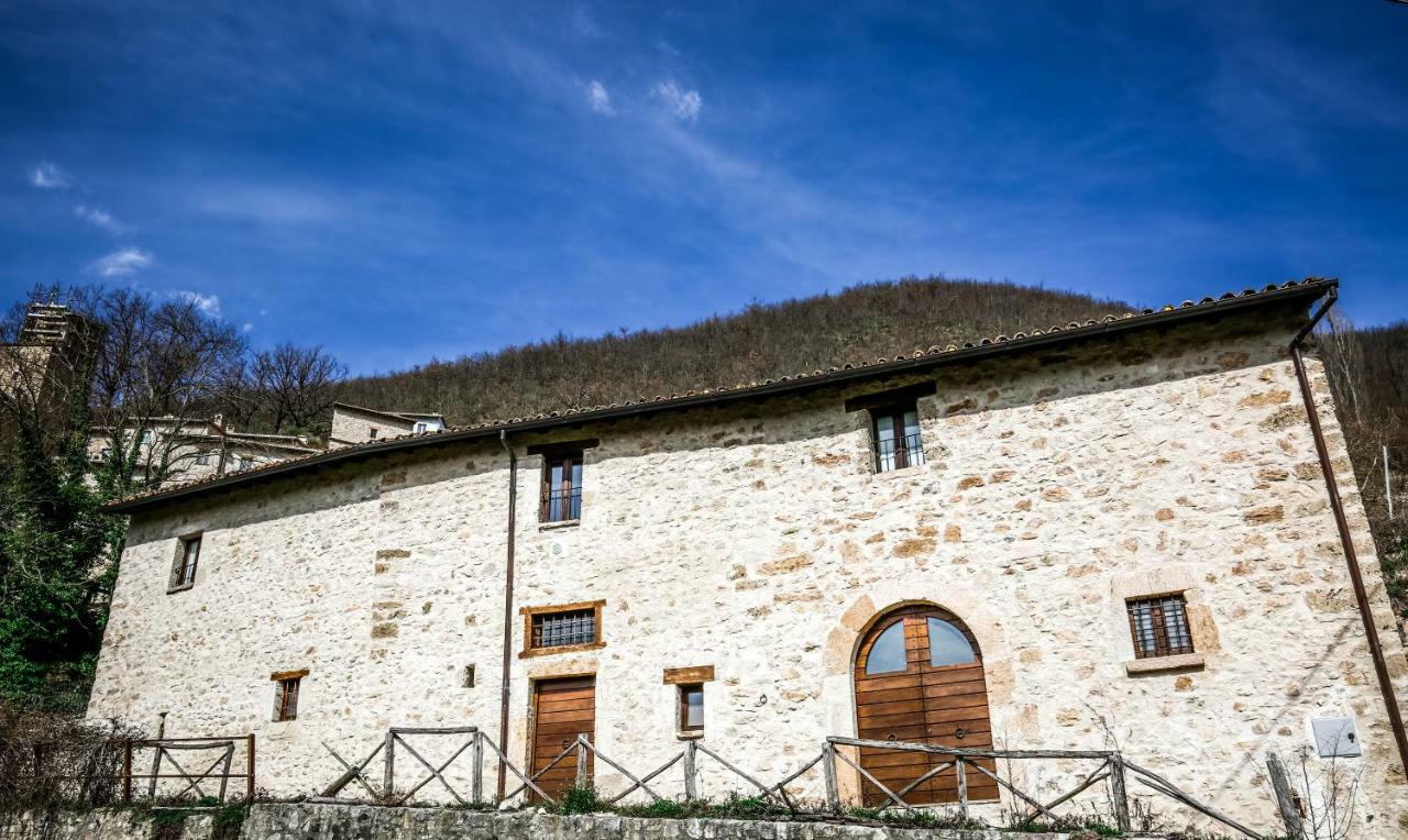 Le Aie Di Postignano Sellano Exterior foto